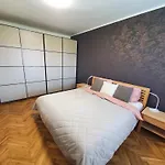 Novy Eva * Jičín
