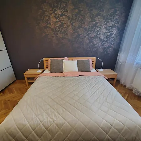 New Eva In Jicin, 2 Bedrooms And Balcony, Czech Paradise Jičín