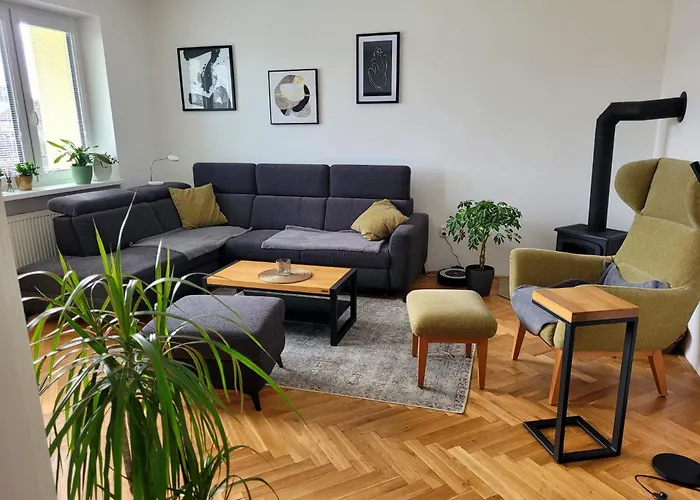 Novy Eva Appartement *